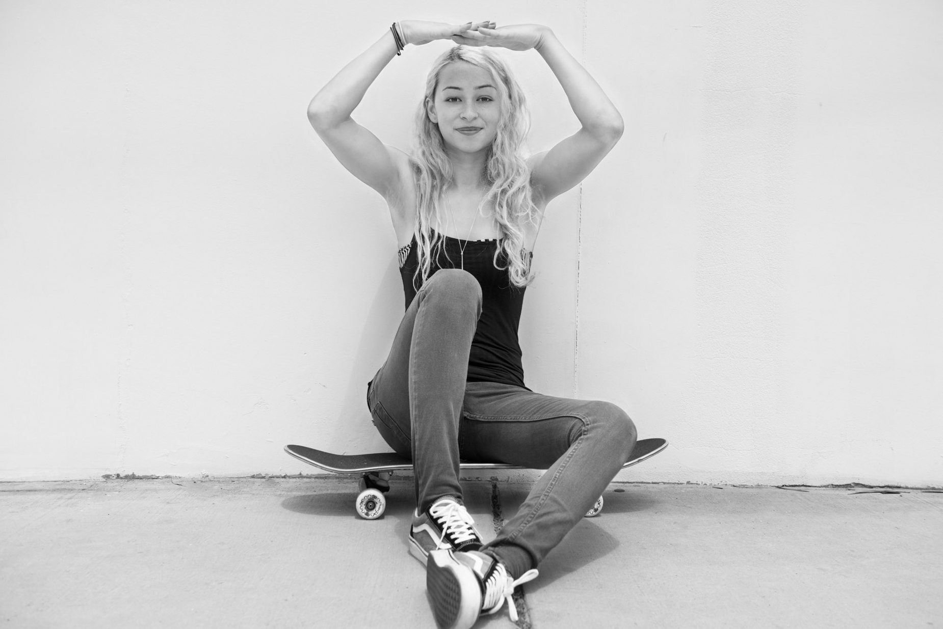 alex_aristei_Lizzie_Armanto_001